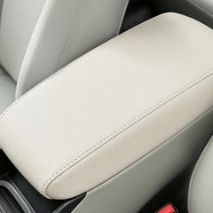 AOMSAZTO close-up of reinforced stitching highlights durability benefit
