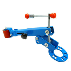 BLACKHORSE-RACING front-mounted fender roller showing secure hub attachment and stability