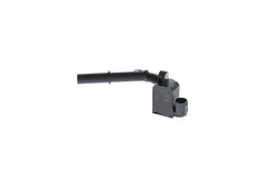 Bosch 0221604067 terminal close-up with corrosion-resistant connector benefit