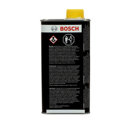 Bosch ESI6 being poured into master cylinder demonstrating smooth flow and low viscosity