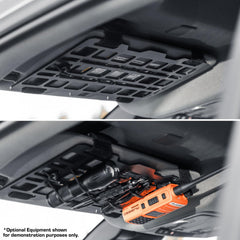 Bulletpoint close-up of MOLLE grid highlighting durable aluminum construction benefit