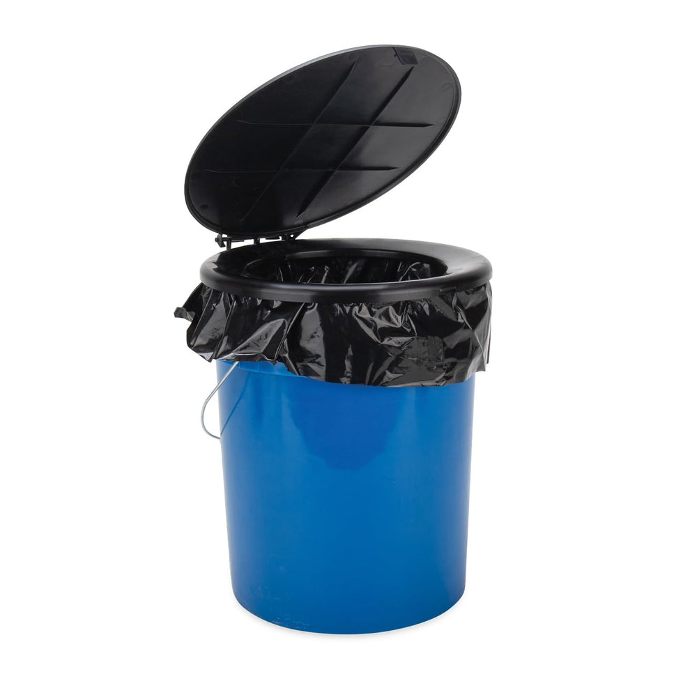 Camco front view with seat and lid showing stable comfort