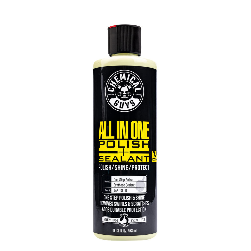 Chemical Guys front label on 16 oz bottle showing product identity and benefits