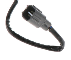 Denso sensor zirconia element detail highlighting stable oxygen sensing benefit