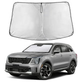 EcoNour front fit showing full windshield coverage and perfect Sorento alignment for protection