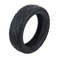 HTBCCHB close-up of tread profile highlighting grip and wear resistance
