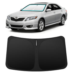 INSAUTO front view on Camry windshield showing full coverage benefit