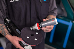 KOCHCHEMIE compound texture close-up illustrating smooth spreadability