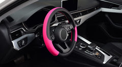 LABBYWAY cover installed on car steering wheel, enhanced grip and comfort benefit