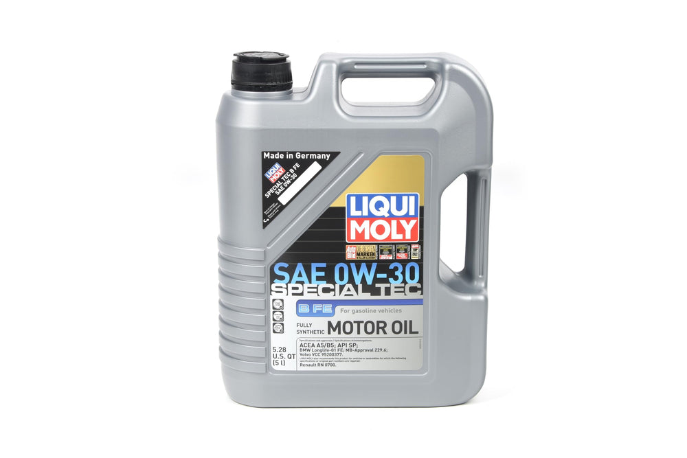 Liqui Moly front packaging of Special Tec B FE 0W‑30 5L showing label and size benefit