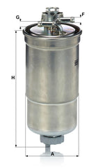 Mann Filter WK853/3X close-up of media detail highlighting contaminant capture benefit