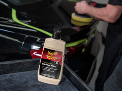 Meguiar's dual-action polisher applying M06 giving efficient gloss results