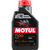 Motul 7100 front label showing specifications and benefits for engine protection