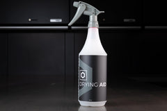 Close-up of the product liquid texture, OBSESSED GARAGE clarifies slick polymer effect