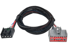 Oyviny 3064-P front connector closeup showing secure fit and reliable connection