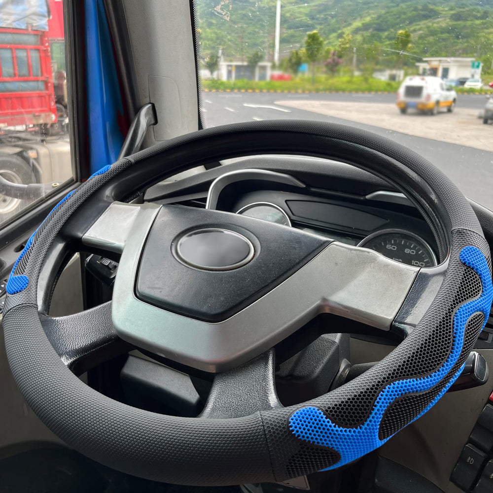 PINCTROT front view showing full blue cover and improved cabin style