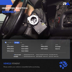 RHAOCZIYAUTO close-up of key slot demonstrating smooth insertion and precise fit