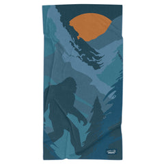 Sprints microfiber close-up texture highlighting absorbent weave and quick-dry performance