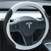 Uxcer white cover front view showing fit and clean style benefit