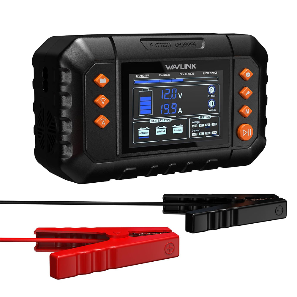 WAVLINK front panel display showing status and charging information for clear monitoring