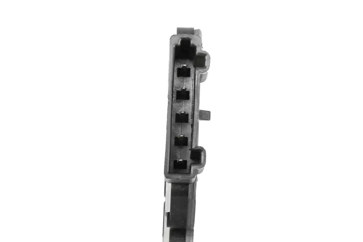 ACDelco 24215111 installed scale shot demonstrating correct fitment and easy technician installation