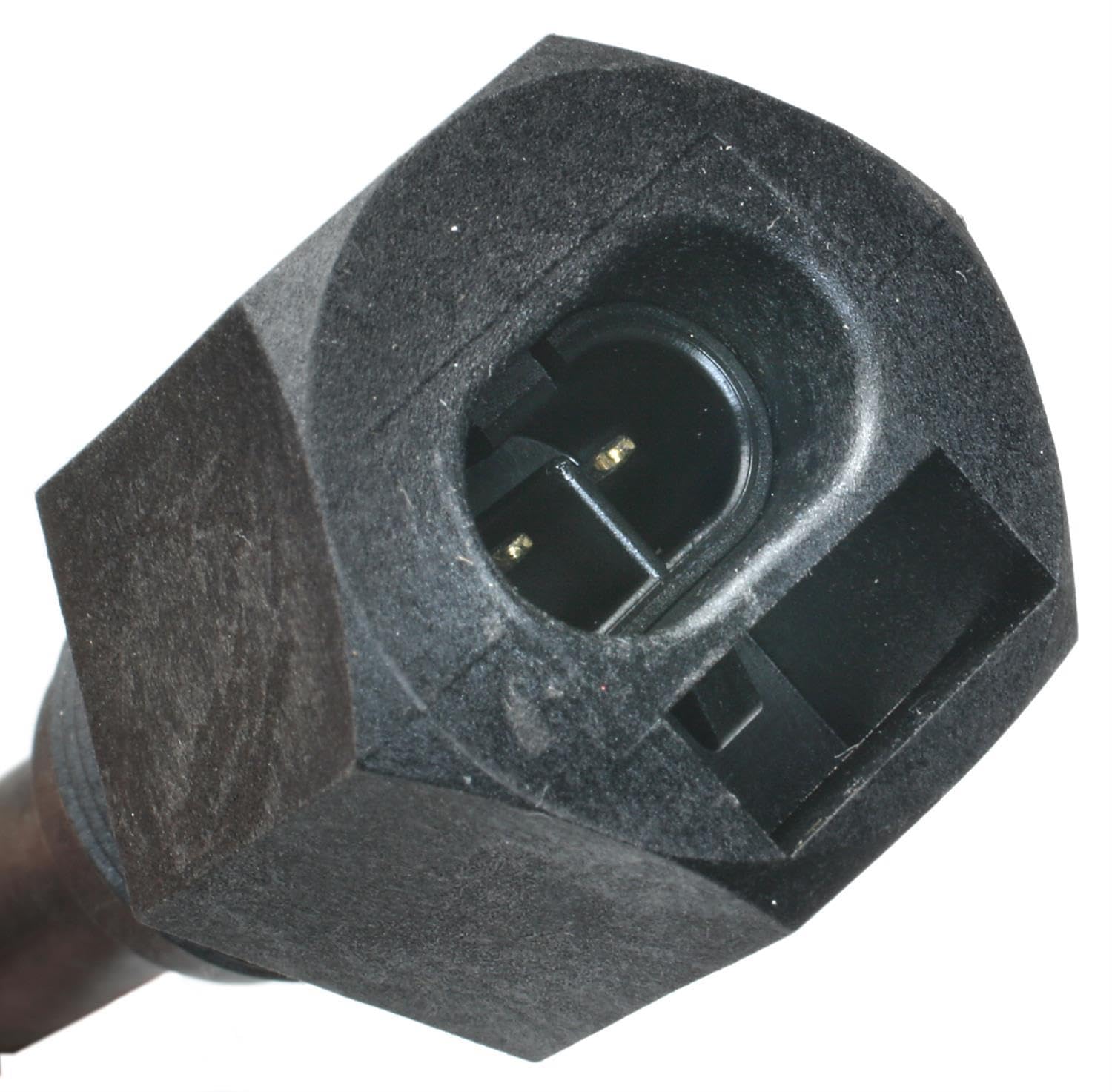 ACDelco Gold D8055 installed in oil pan demonstrating fit and accurate oil-level monitoring