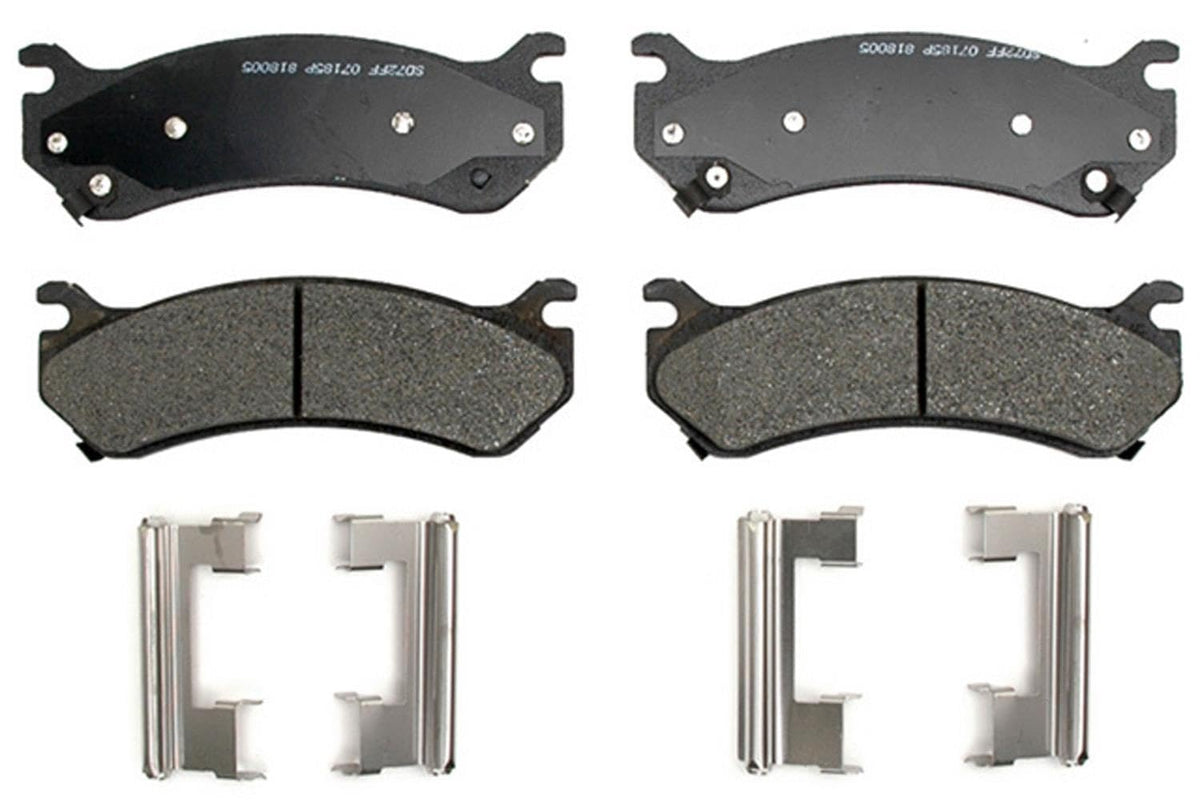 ACDelco Gold front packaging showing pad set and OEM‑fit assurance
