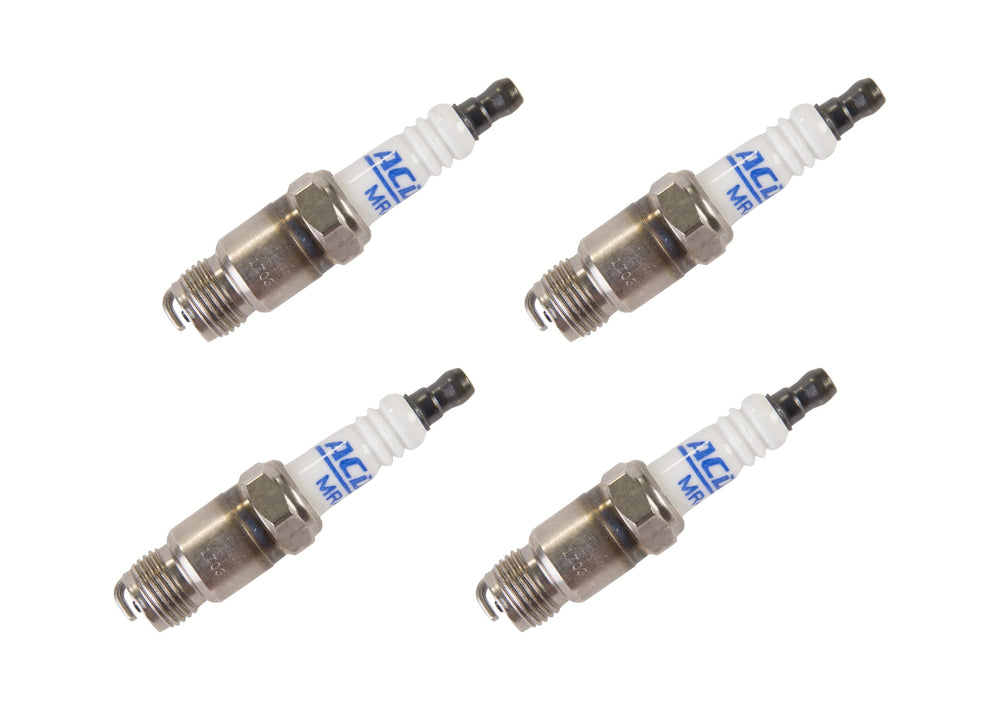 ACDelco MR43T close-up of electrode and copper core highlighting durability benefit