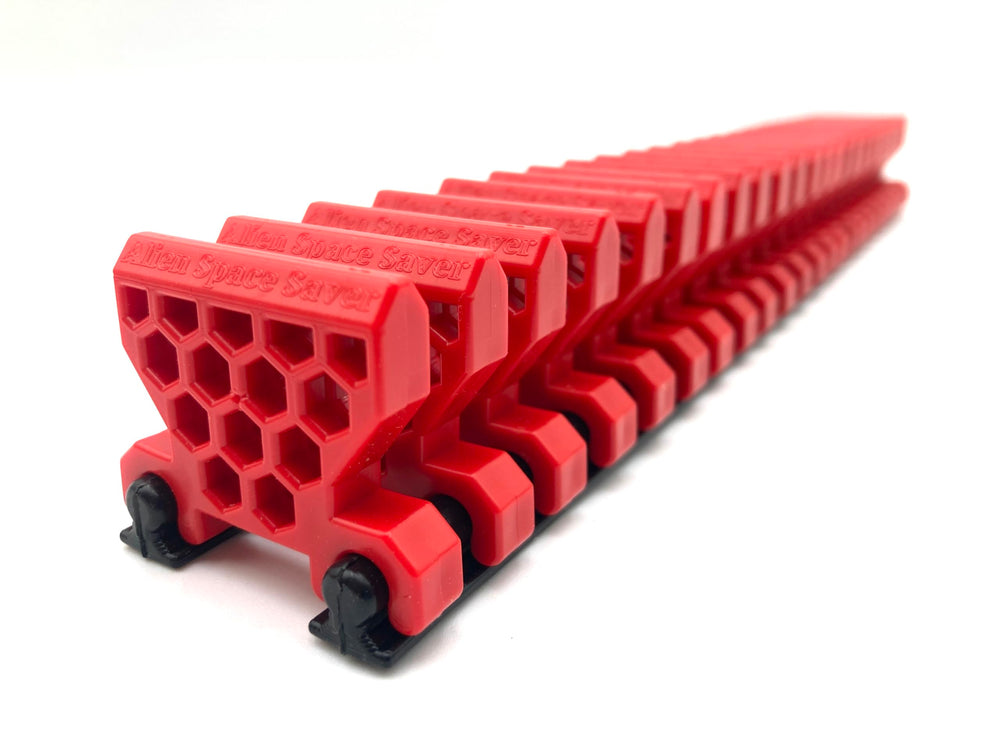 Alien Space Saver rods with flat base highlighting stronger traction on toolbox mats