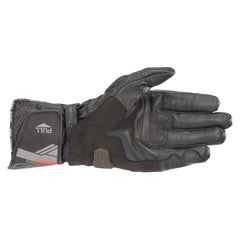 Alpinestars SP-8 V3 palm and knuckle detail highlighting reinforced grip and impact armor