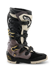 Alpinestars Tech 7 front profile showing protection and ride-ready design benefit control