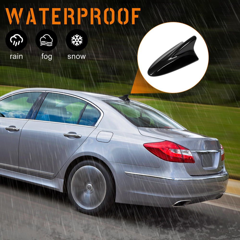 AMSPRAC lifestyle shot of shark fin on moving car demonstrating aerodynamic benefit