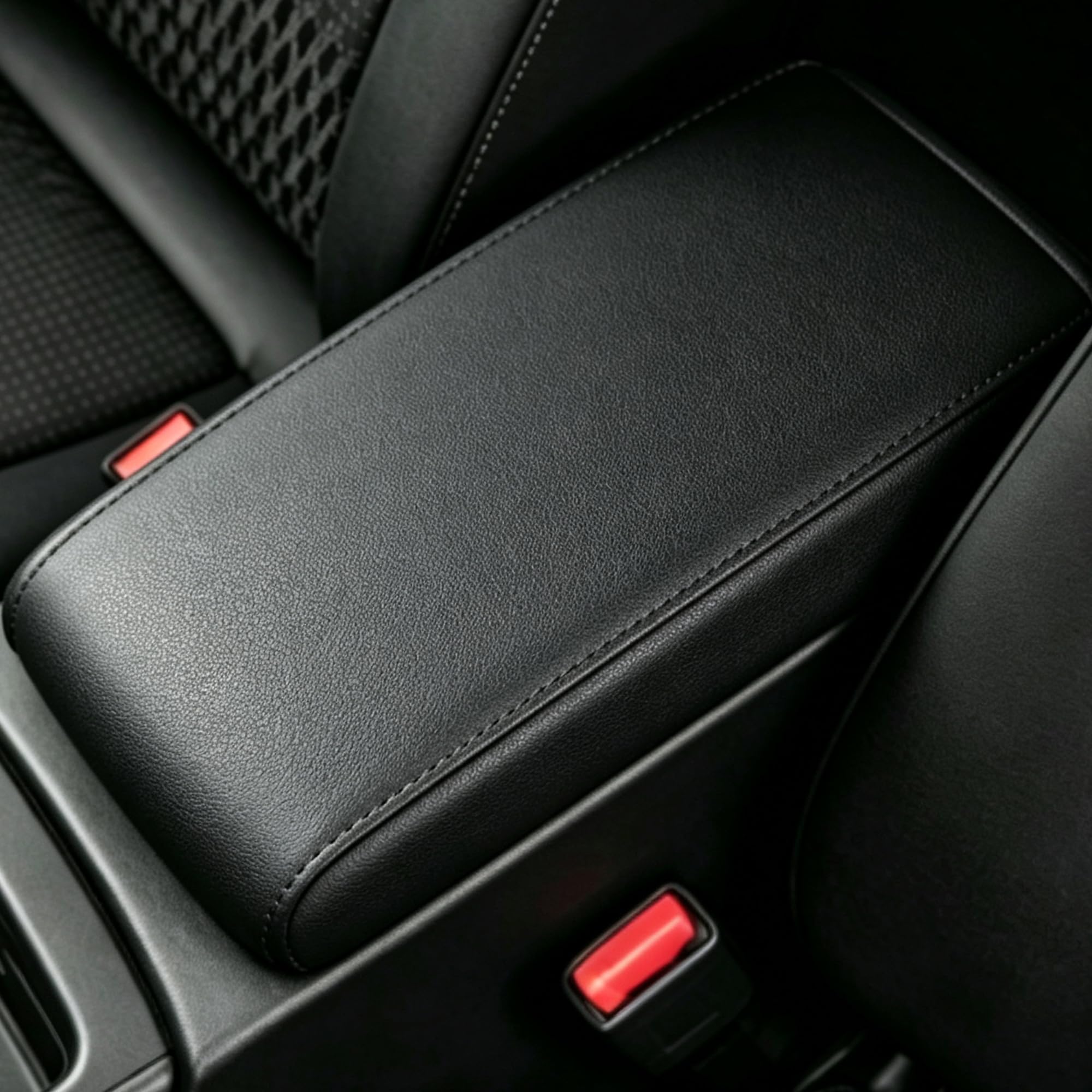 AOMSAZTO close-up stitching detail highlighting durable seam strength