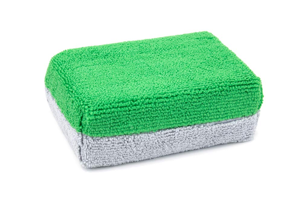 Autofiber close-up of plastic barrier layer highlighting product-saving benefit
