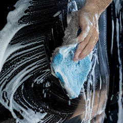 Autofiber close-up of 700 GSM microfiber fibers highlighting dirt-lifting performance