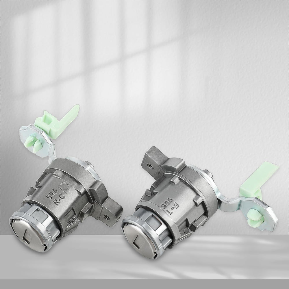 AUTOKAY two keys detail image showing cut keys ready to operate both cylinders for convenience