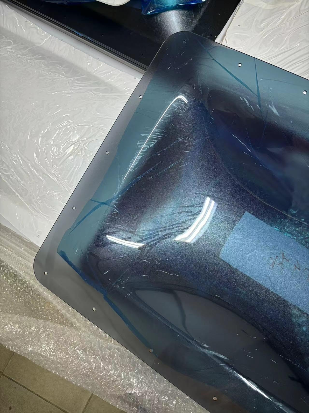 Beleeb packaged skylight with screws and instructions ready for quick installation