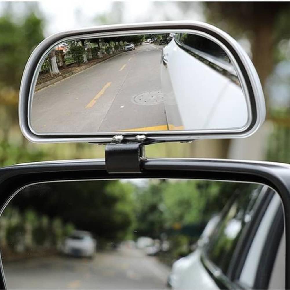 Berfi Life mirror in rainy conditions showing waterproof and anti-fog performance
