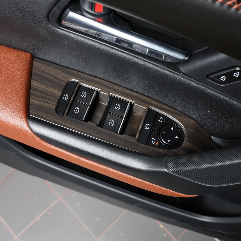 Birbenben wood-grain texture close-up highlighting scratch-resistant finish
