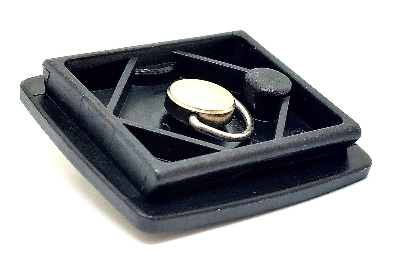 Bosch adapter close-up of mounting face highlighting precision fit