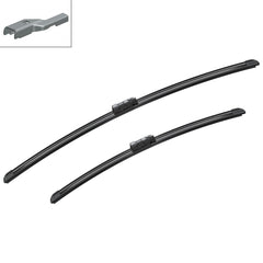 BOSCH close-up of AeroTwin rubber edge highlighting streak-free wipe