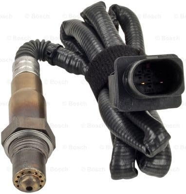 Bosch connector detail illustrating correct fit and reliable electrical contact