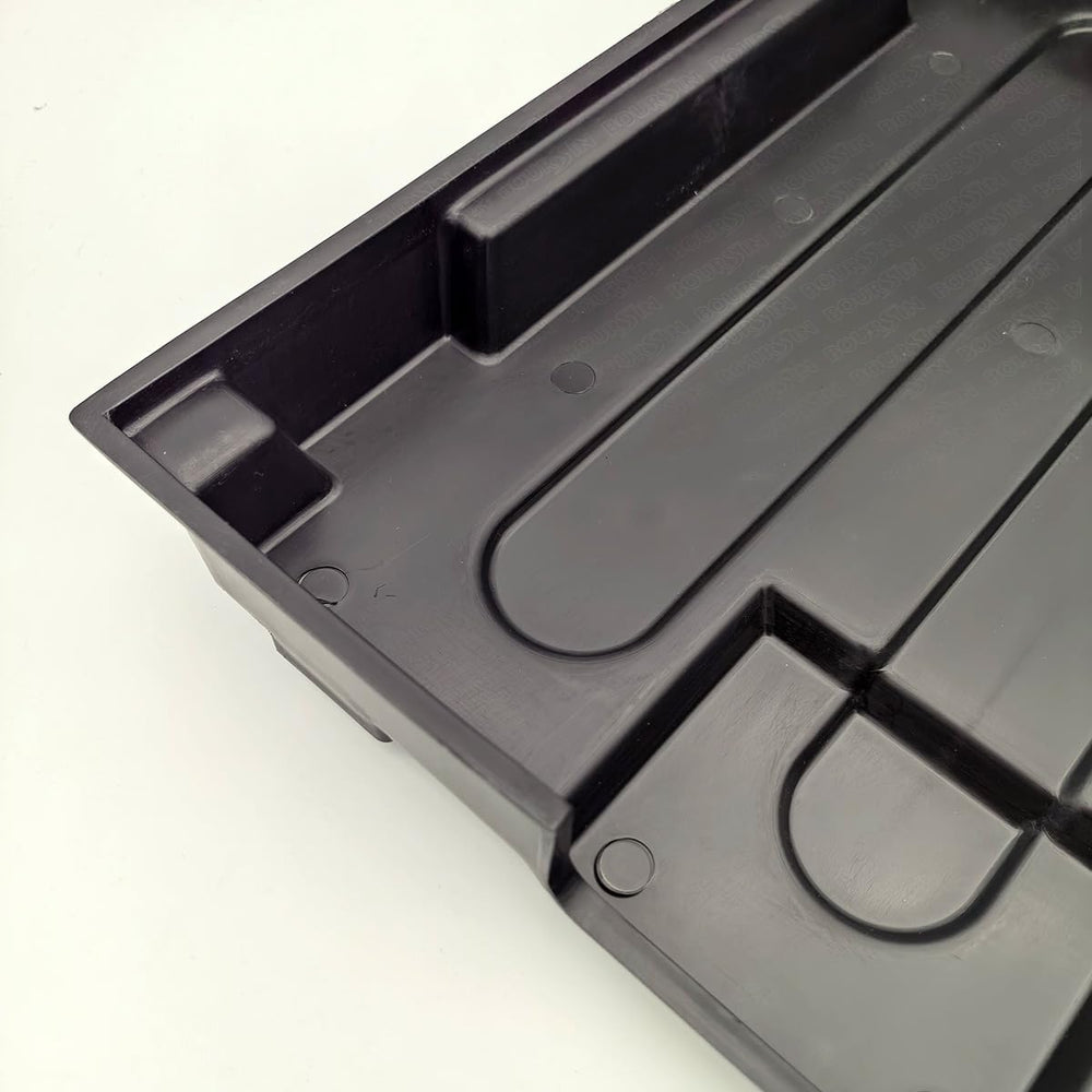 Boursin cover next to ruler showing correct scale for easy verification