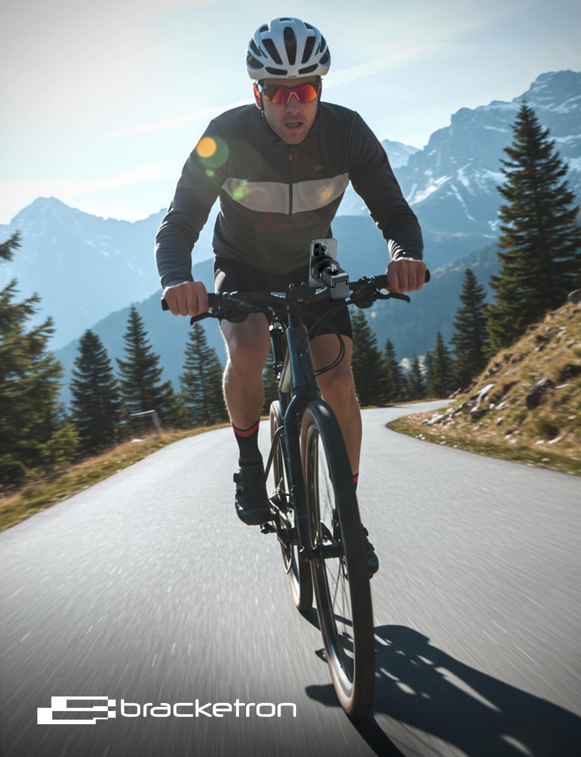Bracketron mount beside ruler to show fit for 0.87-1.34 inch handlebars and compatibility