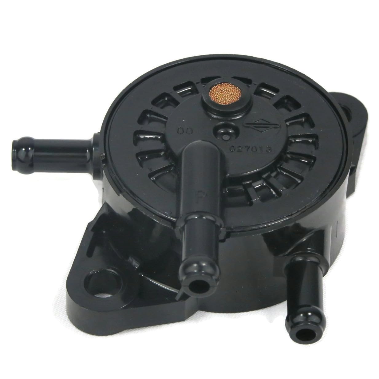 Briggs & Stratton view of inlet and outlet fittings showing 1/4 inch hose compatibility