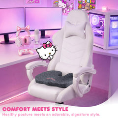 Carbella Hello Kitty placed on a car seat showing reduced driving fatigue