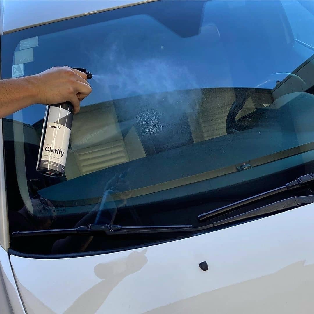 CARPRO Clarify windshield before and after cleaning, improved visibility benefit