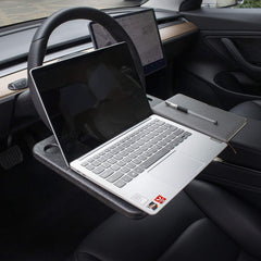 CarQiWireless flat side detail providing steady laptop support