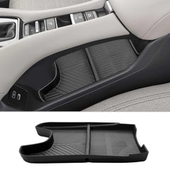 CDEFG front view of HR-V console organizer showing tidy compartments and quick access