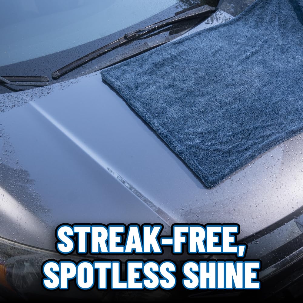 Chemical Guys towel texture with water on surface demonstrating superior absorption